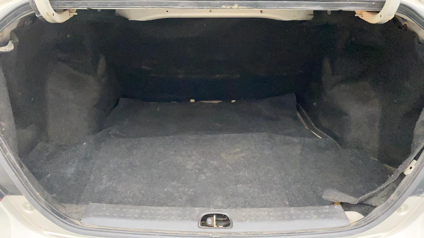 2010 Maruti Swift Dzire VXI, Petrol, Manual, 91,136 km, Boot Inside