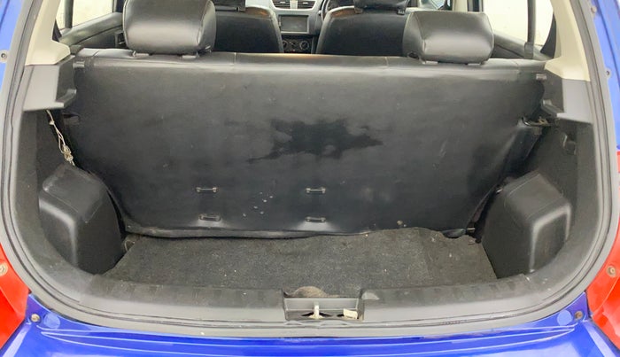 2014 Maruti Swift VXI, Petrol, Manual, 81,684 km, Boot Inside