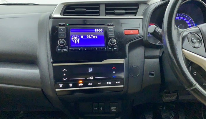 2015 Honda Jazz 1.2 V MT, Petrol, Manual, 81,198 km, Air Conditioner