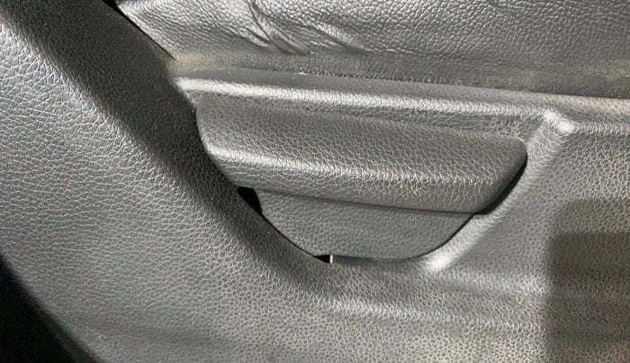 2013 Hyundai Eon D-LITE+, Petrol, Manual, 79,479 km, Driver Side Adjustment Panel