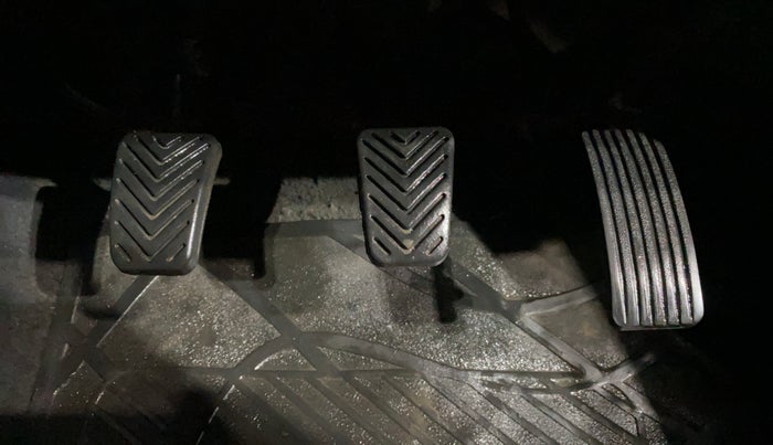 2013 Hyundai Eon D-LITE+, Petrol, Manual, 79,479 km, Pedals