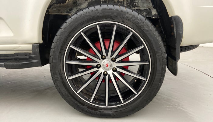 2020 Mahindra Scorpio S9, Diesel, Manual, 41,925 km, Left Rear Wheel