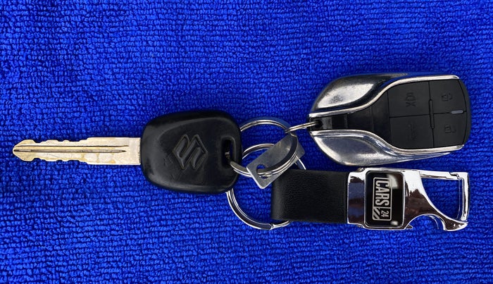 2018 Maruti Celerio VXI CNG D, CNG, Manual, 78,990 km, Key Close Up