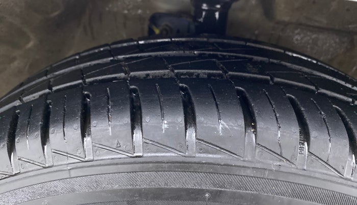 2018 Maruti Celerio VXI CNG D, CNG, Manual, 78,990 km, Right Front Tyre Tread