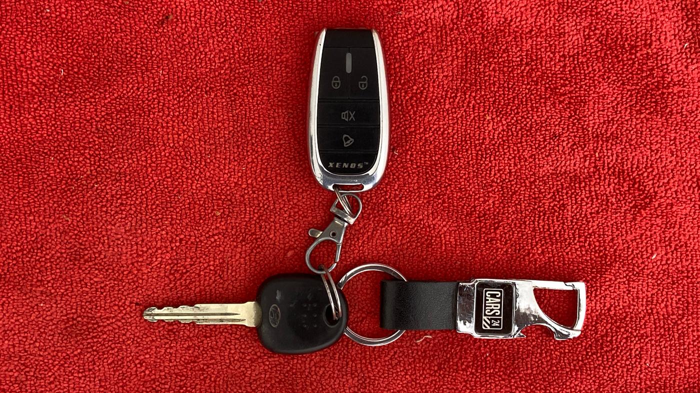 2018 Hyundai Eon ERA +, Petrol, Manual, 53,052 km, Key Close Up