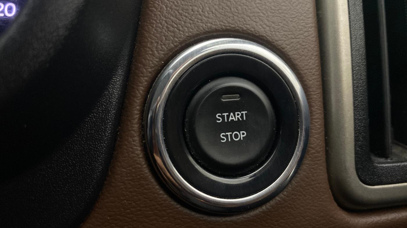 2024 Mahindra SCORPIO-N Z8 PETROL AT 7 STR, Petrol, Automatic, 17,908 km, Keyless Start/ Stop Button