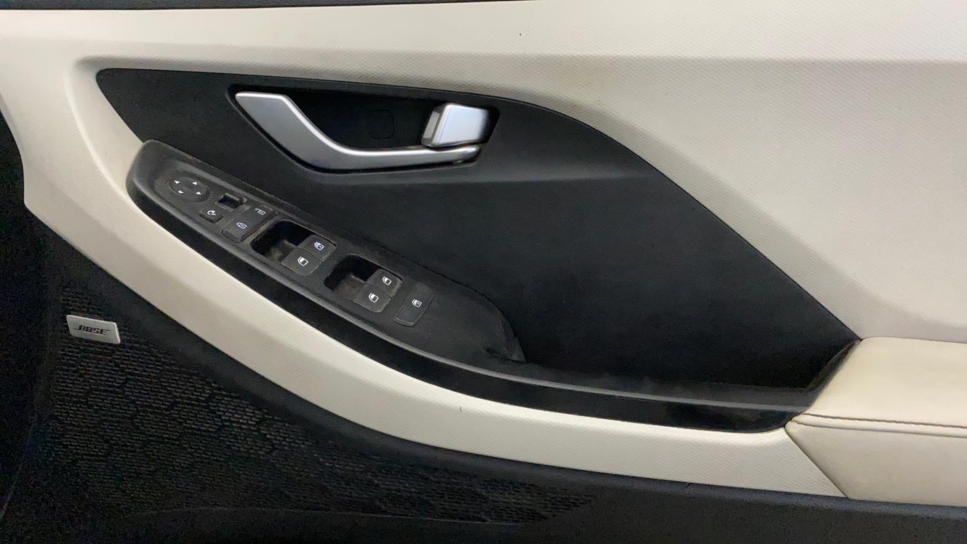 2023 Hyundai Creta SX (O) IVT 1.5 PETROL, Petrol, Automatic, 73,082 km, Driver Side Door Panels Control
