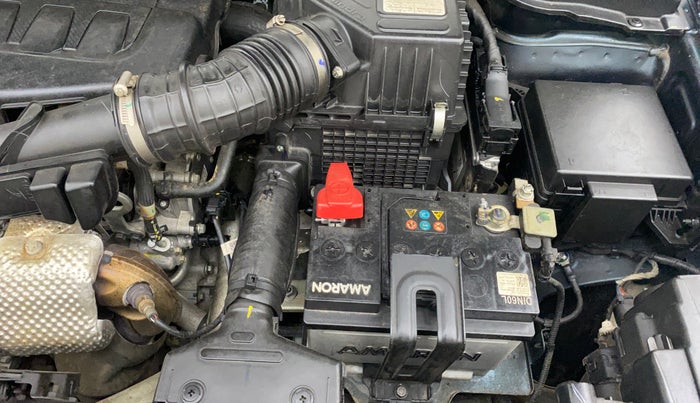 2024 Mahindra XUV300 W8 (O) 1.2 PETROL AMT, Petrol, Automatic, 16,340 km, Engine View - Left