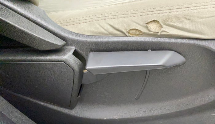 2015 Ford Ecosport TITANIUM 1.5L PETROL AT, Petrol, Automatic, 81,185 km, Driver Side Adjustment Panel