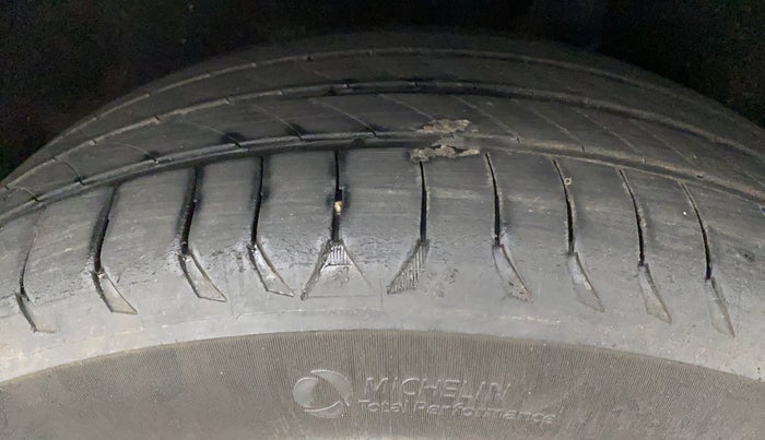 2015 Ford Ecosport TITANIUM 1.5L PETROL AT, Petrol, Automatic, 81,185 km, Left Rear Tyre Tread