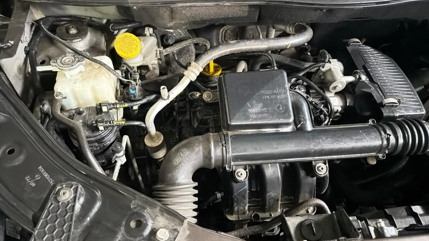 2022 Nissan MAGNITE XE, Petrol, Manual, 68,617 km, Engine View - Right