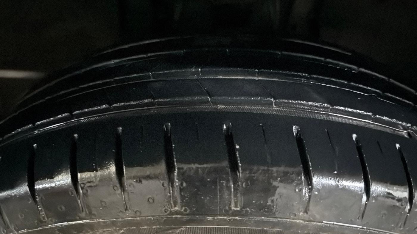 2022 Nissan MAGNITE XE, Petrol, Manual, 68,617 km, Right Front Tyre Tread