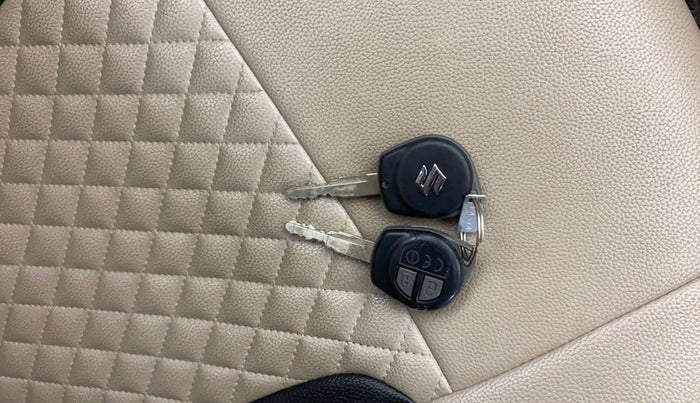 2018 Maruti Dzire VDI AMT, Diesel, Automatic, 40,492 km, Key Close Up