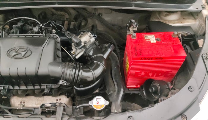 2013 Hyundai i10 MAGNA 1.1, Petrol, Manual, 1,06,088 km, Engine View - Left