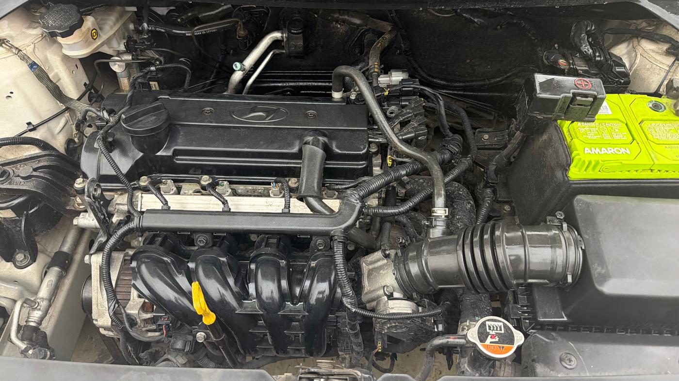 2016 Hyundai Elite i20 MAGNA 1.2, Petrol, Manual, 49,208 km, Engine View