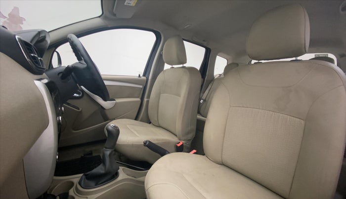 2014 Nissan Terrano XL (P), Petrol, Manual, 43,961 km, Right Side Front Door Cabin