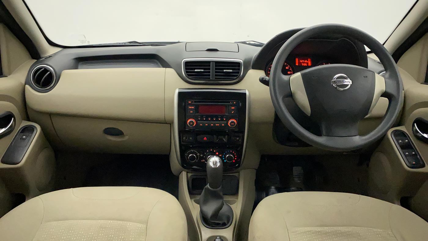 2014 Nissan Terrano XL (P), Petrol, Manual, 43,961 km, Dashboard