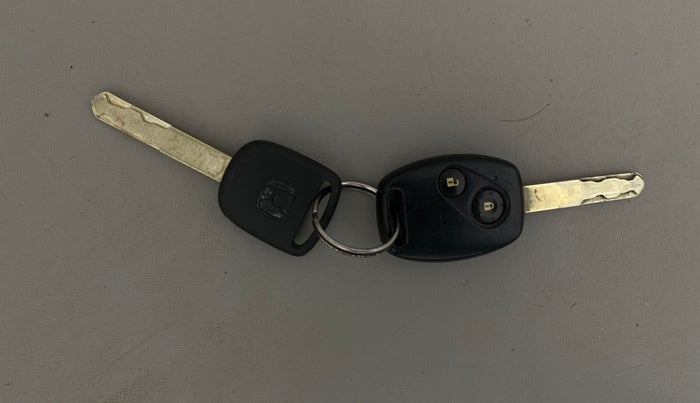 2015 Honda Amaze 1.2L I-VTEC VX, Petrol, Manual, 49,652 km, Key Close Up