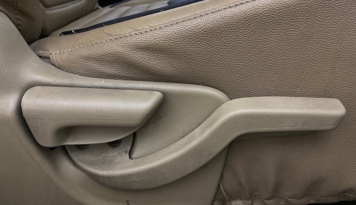 2015 Honda Amaze 1.2L I-VTEC VX, Petrol, Manual, 49,652 km, Driver Side Adjustment Panel