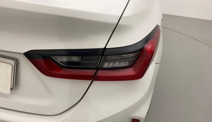 2021 Honda City 1.5L I-VTEC ZX CVT, Petrol, Automatic, 22,500 km, Right tail light - Reverse gear light not functional