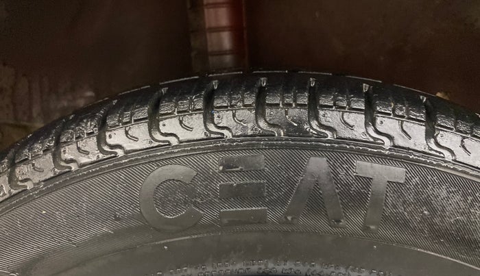 2015 Datsun Go T, Petrol, Manual, 79,487 km, Right Rear Tyre Tread