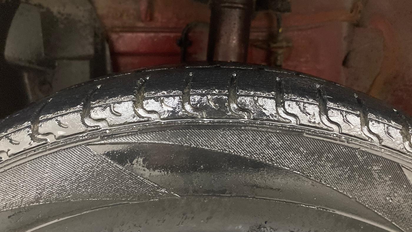 2015 Datsun Go T, Petrol, Manual, 79,403 km, Left Front Tyre Tread