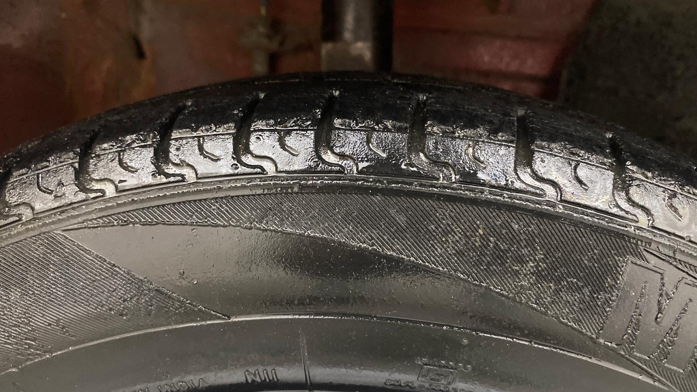 2015 Datsun Go T, Petrol, Manual, 79,403 km, Right Front Tyre Tread