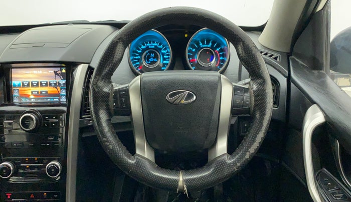 2019 Mahindra XUV500 W9, Diesel, Manual, 47,226 km, Steering Wheel Close Up