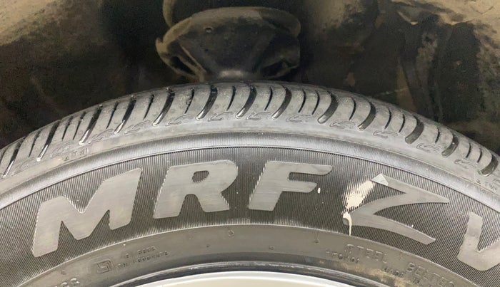 2016 Maruti Celerio ZXI AMT (O), Petrol, Automatic, 71,185 km, Right Front Tyre Tread