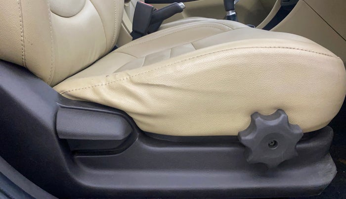 2014 Hyundai Verna FLUIDIC 1.6 VTVT SX, Petrol, Manual, 62,685 km, Driver Side Adjustment Panel