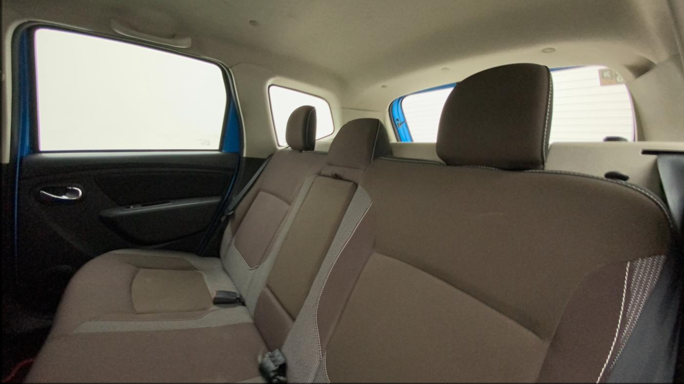 2021 Renault Duster RXZ 1.5 PETROL MT, Petrol, Manual, 37,936 km, Right Side Rear Door Cabin
