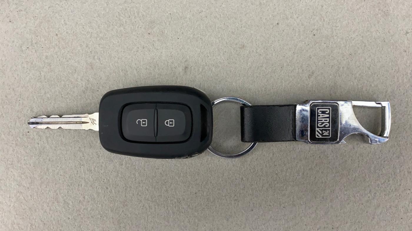2021 Renault Duster RXZ 1.5 PETROL MT, Petrol, Manual, 37,936 km, Key Close Up