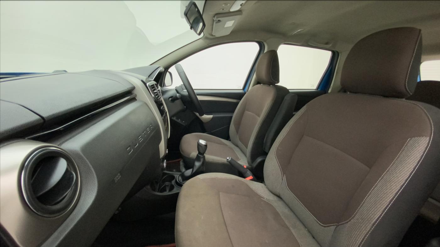 2021 Renault Duster RXZ 1.5 PETROL MT, Petrol, Manual, 37,936 km, Right Side Front Door Cabin