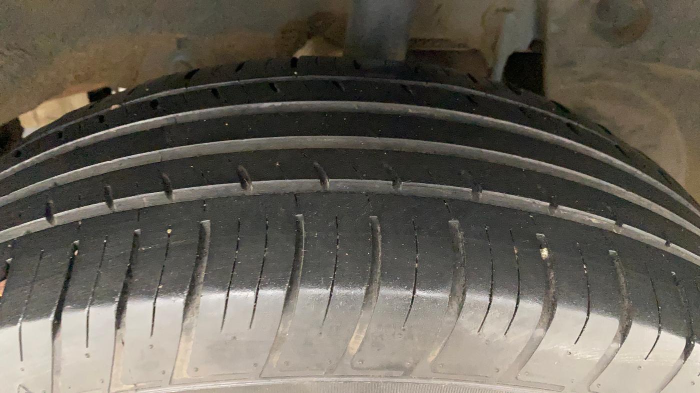 2021 Renault Duster RXZ 1.5 PETROL MT, Petrol, Manual, 37,936 km, Left Rear Tyre Tread