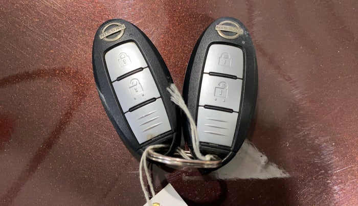 2021 Nissan MAGNITE XV TURBO CVT DUAL TONE, Petrol, Automatic, 1,02,983 km, Key Close Up