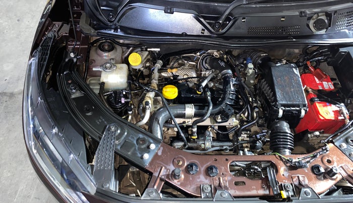 2021 Nissan MAGNITE XV TURBO CVT DUAL TONE, Petrol, Automatic, 1,02,983 km, Engine View - Right