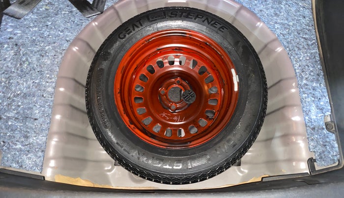 2021 Nissan MAGNITE XV TURBO CVT DUAL TONE, Petrol, Automatic, 1,02,983 km, Spare Tyre