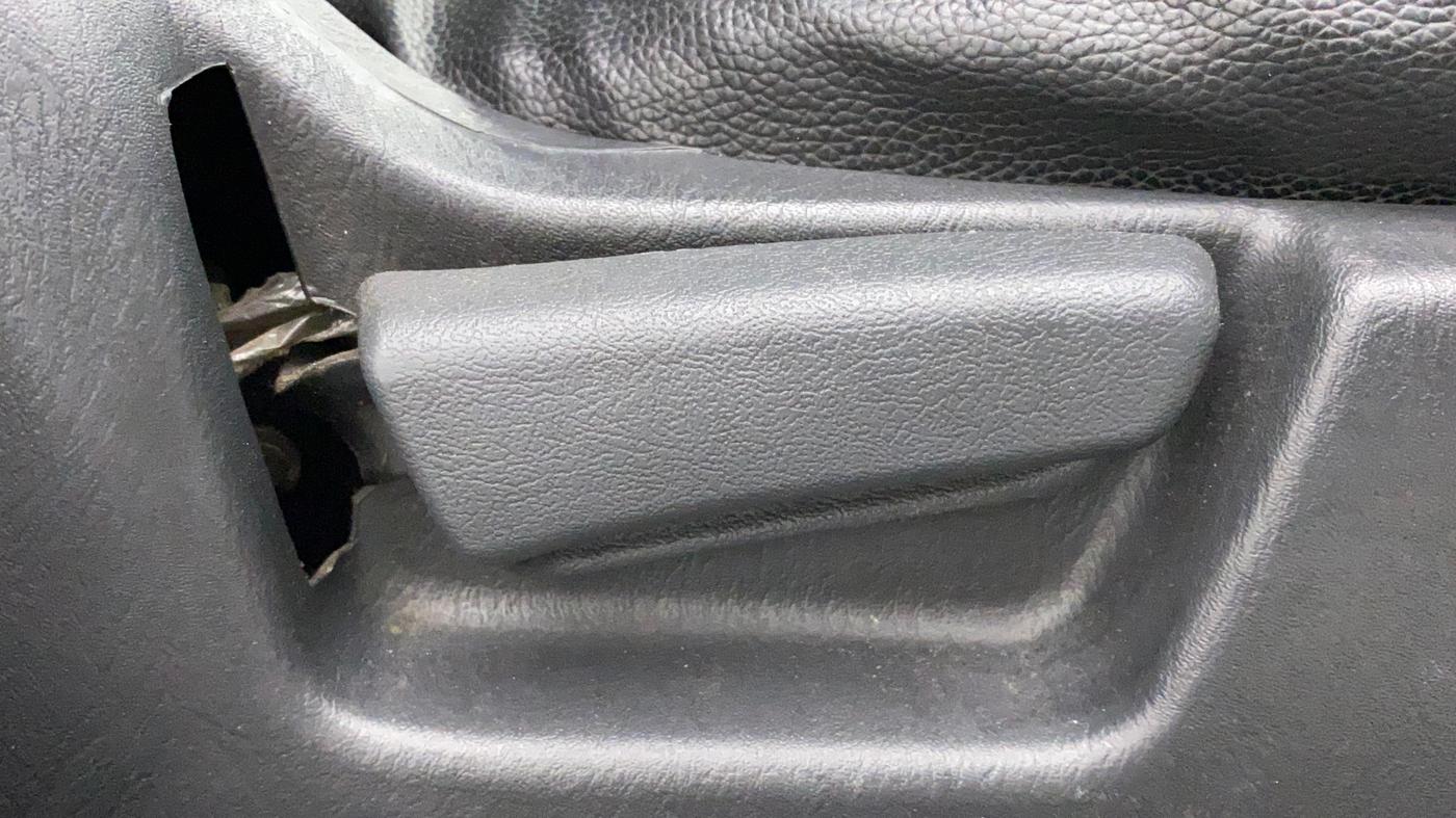 2016 Maruti Alto K10 VXI, Petrol, Manual, 44,392 km, Driver Side Adjustment Panel
