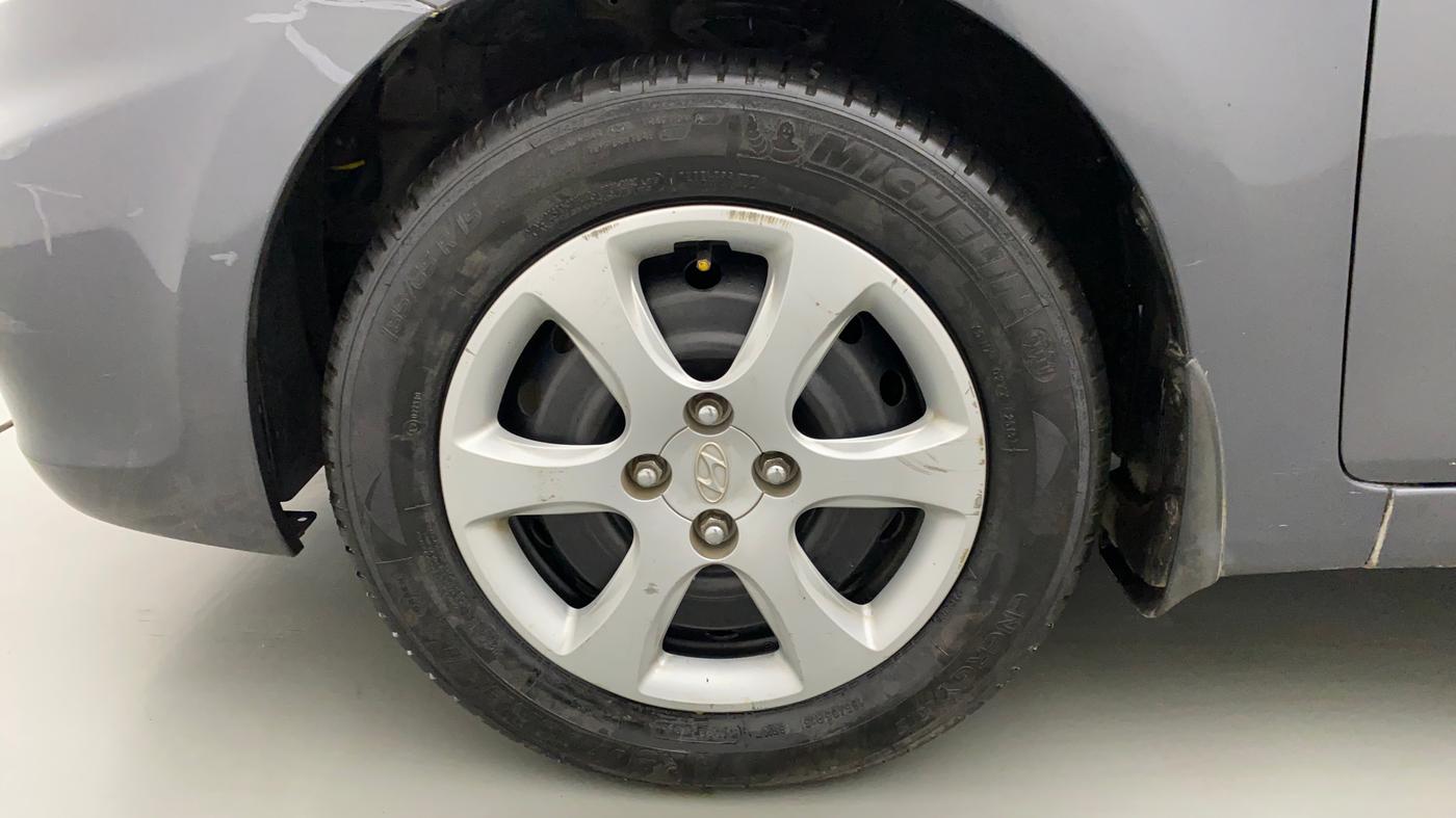 2013 Hyundai Verna FLUIDIC 1.4 CRDI EX, Diesel, Manual, 40,273 km, Left Front Wheel