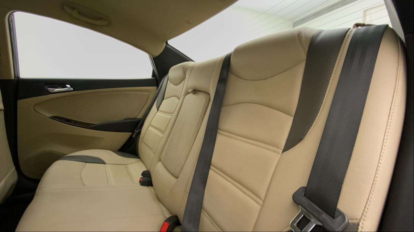 2013 Hyundai Verna FLUIDIC 1.4 CRDI EX, Diesel, Manual, 40,273 km, Right Side Rear Door Cabin