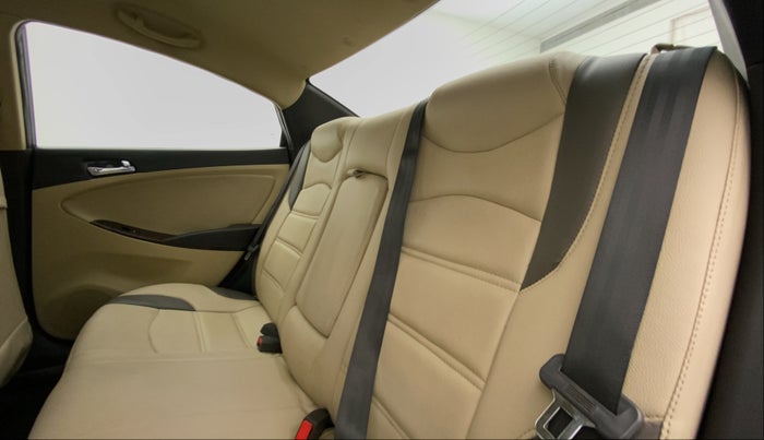 2013 Hyundai Verna FLUIDIC 1.4 CRDI EX, Diesel, Manual, 40,273 km, Right Side Rear Door Cabin