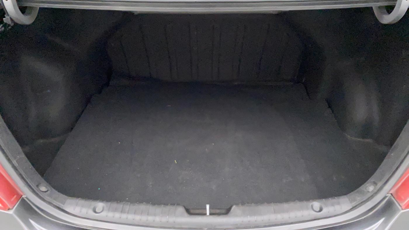 2013 Hyundai Verna FLUIDIC 1.4 CRDI EX, Diesel, Manual, 40,273 km, Boot Inside
