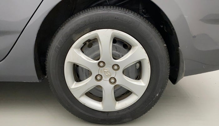 2013 Hyundai Verna FLUIDIC 1.4 CRDI EX, Diesel, Manual, 40,273 km, Left Rear Wheel