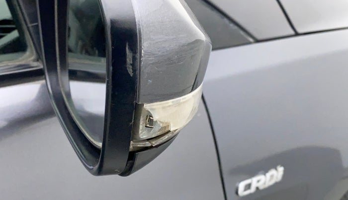 2013 Hyundai Verna FLUIDIC 1.4 CRDI EX, Diesel, Manual, 40,273 km, Right rear-view mirror - Indicator light has minor damage