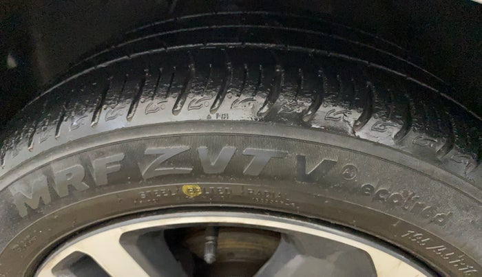 2020 Tata ALTROZ XZ PETROL, Petrol, Manual, 27,394 km, Left Front Tyre Tread