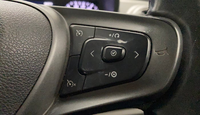 2020 Tata ALTROZ XZ PETROL, Petrol, Manual, 27,394 km, Keyless Start/ Stop Button