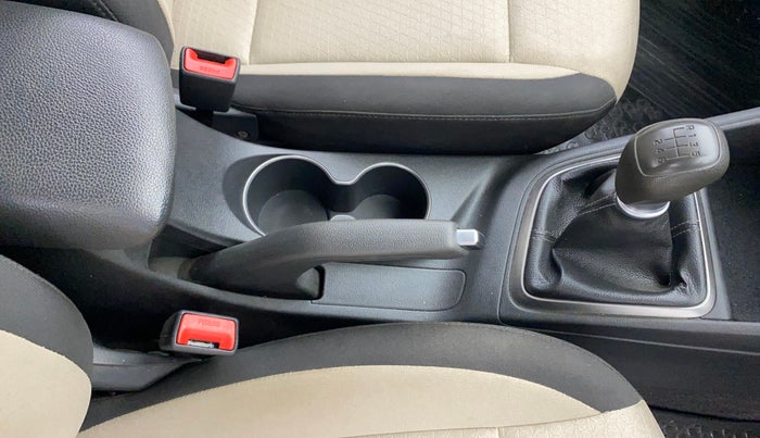 2019 Hyundai Verna 1.6 VTVT SX, Petrol, Manual, 30,582 km, Gear Lever