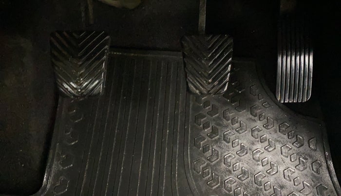 2019 Hyundai Verna 1.6 VTVT SX, Petrol, Manual, 30,582 km, Pedals