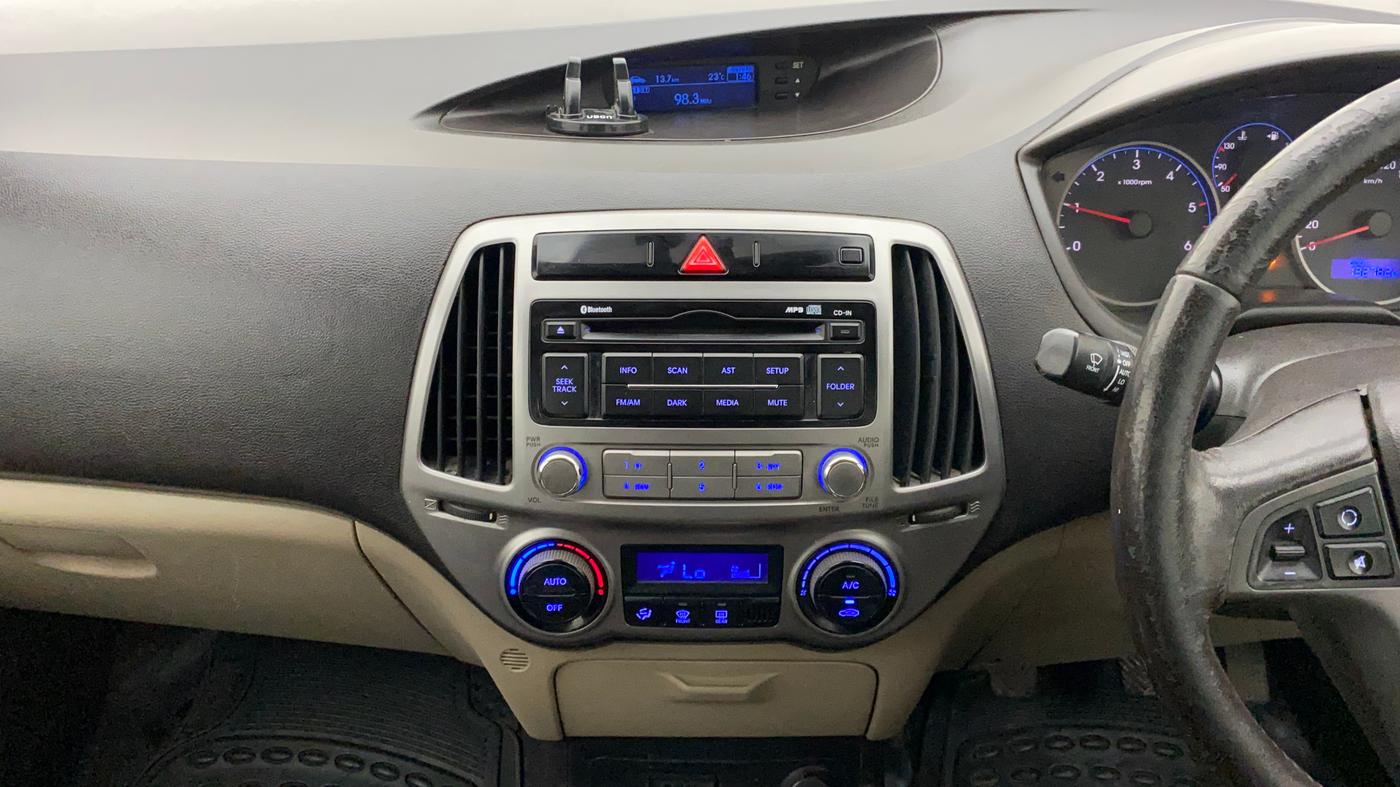 2012 Hyundai i20 SPORTZ 1.4 CRDI, Diesel, Manual, 1,32,781 km, Air Conditioner