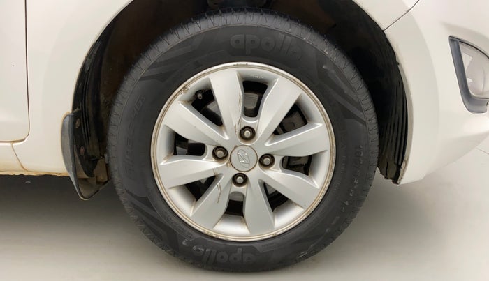 2012 Hyundai i20 SPORTZ 1.4 CRDI, Diesel, Manual, 1,32,781 km, Right Front Wheel